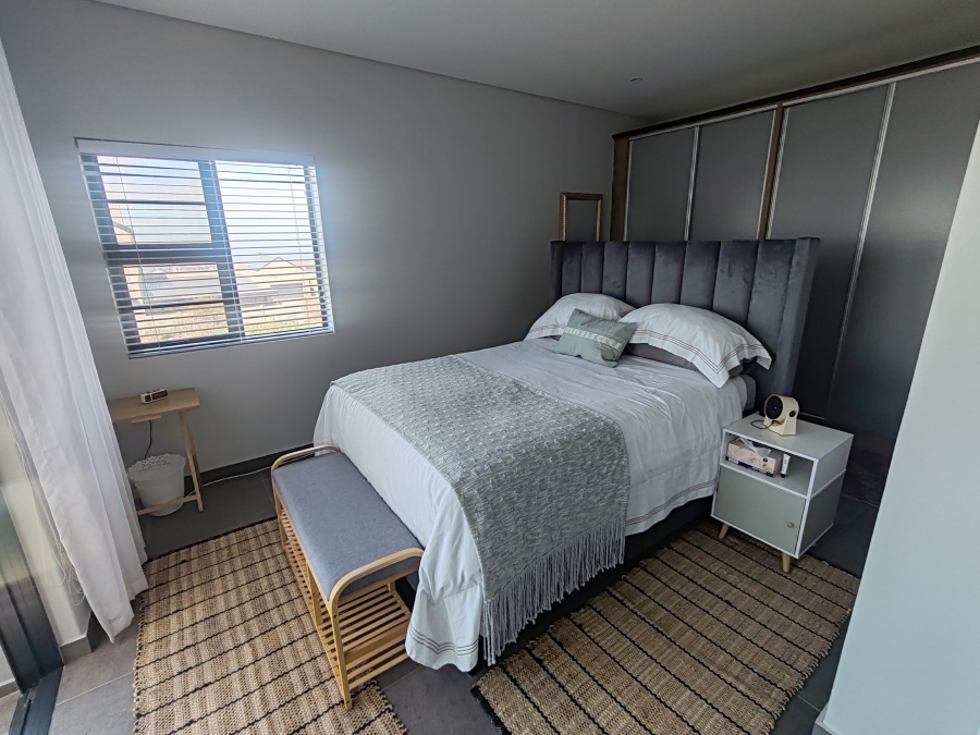 3 Bedroom Property for Sale in Hoogland Western Cape